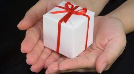 Giving_a_gift